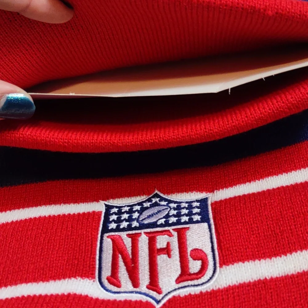 NEW! NFL Pom Beanie Scarf Set One Size Unisex Red Blue